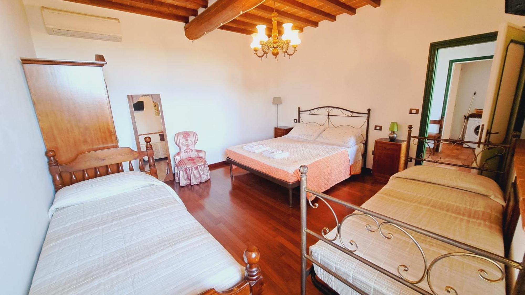 Agriturismo Abbazia Sette Frati A Casa Di Sara Pietrafitta  Δωμάτιο φωτογραφία